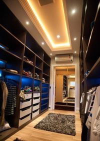 Большая открытая гардеробная комната с комбинированным наполнением Якутск